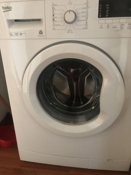 Vitan Mall vis-a-vis, parter,