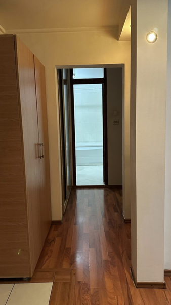 Vitan Mall vis-a-vis, parter,